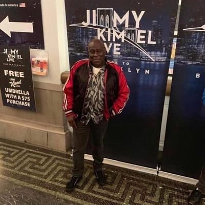 I'm Dave Johnson winner of $298.3 million power ball lottery I'm giving out $30k to my first 2k followers