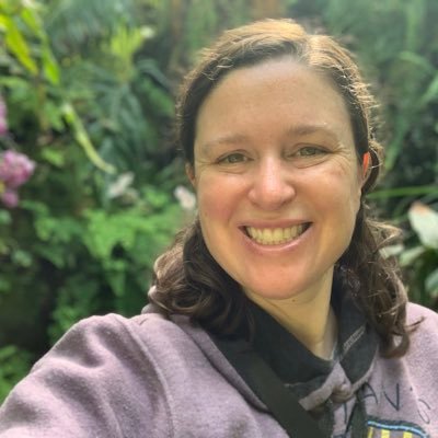 I’m an old millennial who amazingly has worked in newspapers since graduating from IU in 2006. Senior reporter/education for The Journal Gazette in Fort Wayne.
