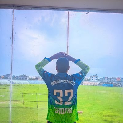 MdShofiq550775's profile picture. "সময় একদিন আমারও আসবে, 
   সেই দিন তুমি ফিরে চলবে অতীতের কাছে"