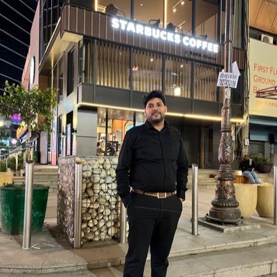 ParasTh46815701's profile picture. *꧁!! Զเधॆ Զเधॆ !!꧂*

!! ॐ त्र्यम्बकं यजामहे सुगन्धिं पुष्टिवर्धनम् !!
!! उर्वारुकमिव बन्धनान्मृत्योर्मुक्षीय माऽमृतात् ||