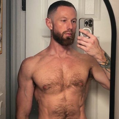 tampatopman's profile picture. 