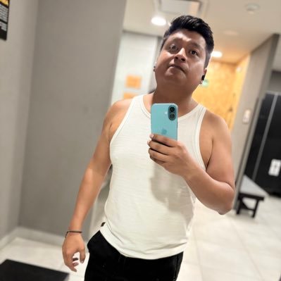 | 📏 Arquitecto 📏 | 🎮 Gaymer 🎮 | 👾 Entrenador Pokémon 👾 | 🩲 Amante de la ropa interior 🩲 |📱 Geek 📱| 🍕 pizza, tacos 🌮 |