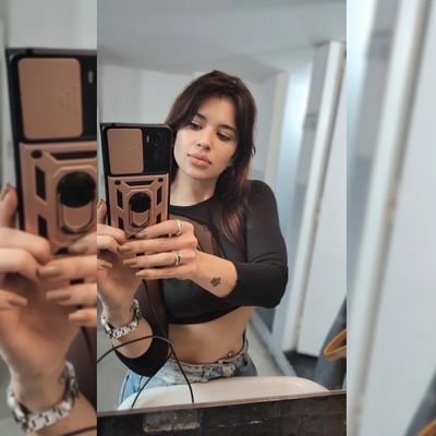 🍷❄️🏋🏻♀️
Lic en varias cosas......_+++++++++++++
De Ultra Extrema Derecha
-El liberalismo es el respeto irrestricto del proyecto de hipertrofia del prójimo