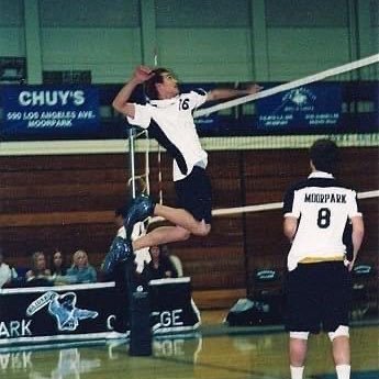 Vecoffey25's profile picture. 