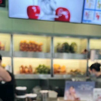 nateta14's profile picture. 😔