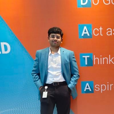 VyasaK3's profile picture. 25 | Engineer @ Informatica LLC                                
Looking to talk about tech and business with people here for mutual learning and growth