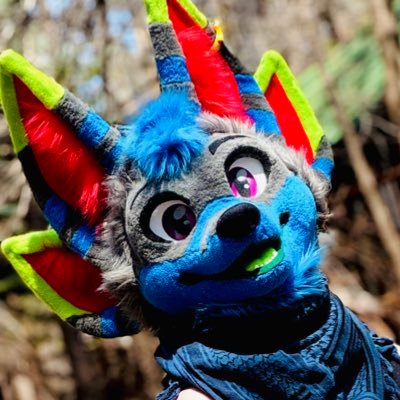 18+🔞/✨BE YOURSELF✨/🦊Arizona Boi 🏜️/Artist/underwear nerd/DM Friendly/29/Married to @HelixOverload