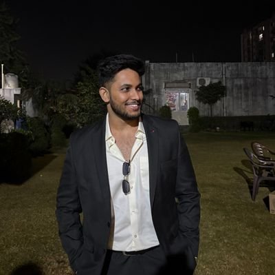 DakshitC's profile picture. 