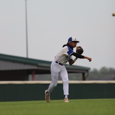 John Jay HS 🐎 MI/UTL Class of 26’ #3 |Bench 165 Squat 375 |Power clean 170 Gpa 3.0 📞 1 (210) 350-2586 📩 ag7456622@gmail.com #Uncommitted