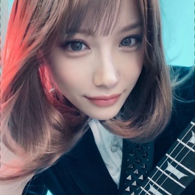 オリジナル曲配信▶︎https://t.co/hOkxfd3dOs 🥀ギター弾き🥀作詞作曲🥀HM/HR🥀音楽好きと繋がりたい