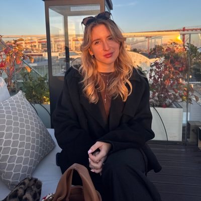 InesFontan60863's profile picture. 