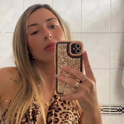 •𝐺𝑖𝑎𝑛𝑛𝑎👸
•Matheo🫅
• 𝐵𝑜𝑐𝑎𝐷𝑒𝑀𝑖𝑉𝑖𝑑𝑎💙💛💙