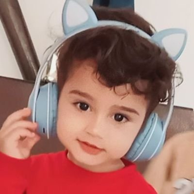 بـِــبَخـشیــد بـآ اینکِـهـ میدونَمـ؛ تـو بالـا سَـرَمی بـآزَمـ پَــریشــون و بــی قَـرآرَمـ؛؛؛^~^️