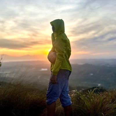It’s not the mountains we conquer, but ourselves. ⛰️
