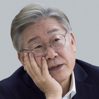 young8139's profile picture. 국짐 해체!언론개혁 
검찰해체가 답이다
우리가  언론이다
이재명 대표님 사랑함니다~♡(민주권리당원)