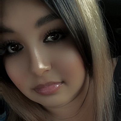 PlaygirlMary's profile picture. My inbox is broken🥱