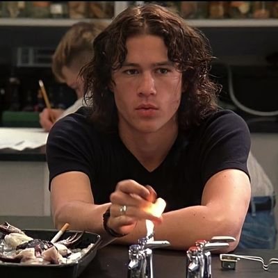 wrongpillows's profile picture. tai ledig