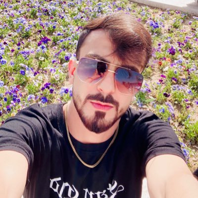 𝒜𝓁𝓌𝒶𝓎𝓈 𝒷𝑒𝓁𝒾𝑒𝓋𝑒 𝓎𝑜𝓊𝓇𝓈𝑒𝓁𝒻 👑 ﮼خودتُباورداشتهباش!🤍