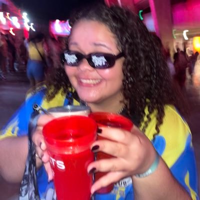 marilinharesps's profile picture. • 🏖 027 • é isso ai galeris