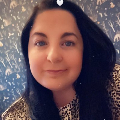 Parody/FanPage 💫 34. Deaf. Always smiley & being who I am 🫶🏻 ☺️ A big fan of @wwwbigbaldhead ❤️ @JDMorgan, #AndrewLincoln etc