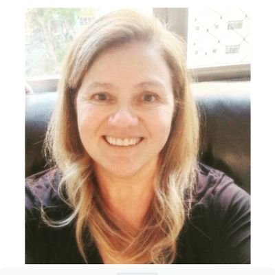 Jornalista, com passagens por Veja SP, Istoé, Diário S.Paulo, Jornal da Tarde, etc e assessoria de imprensa do MPSP. Coautora livro Caçada ao Maníaco do Parque