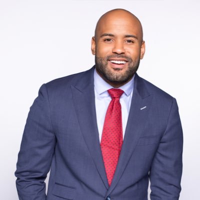 Storyteller for News 3 Las Vegas. MMA Enthusiast, Football Fanatic. Go Birds! Likes and Retweets are not endorsements