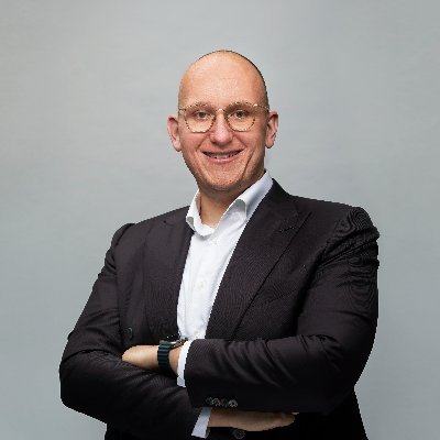 cpo @ grab, before: engineering vp @ telenav, founder skobbler (sold to telenav).
