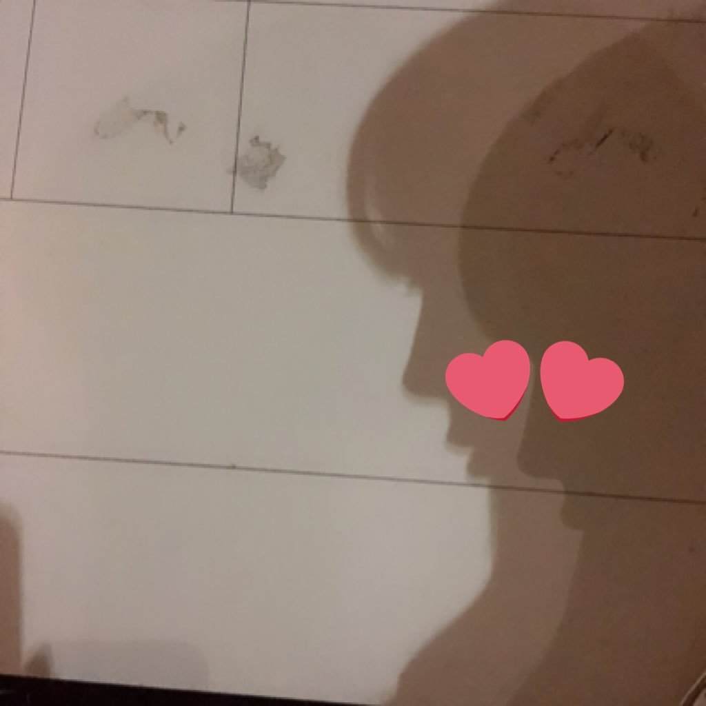 lliliFxD's profile picture. 