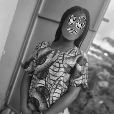 Serena_237's profile picture. introvert 😄,Book addict📚,Reader 📚