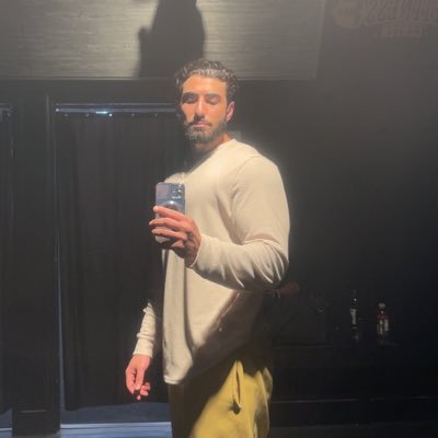 Omarenroute's profile picture. trying