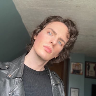 badgalspj's profile picture. 