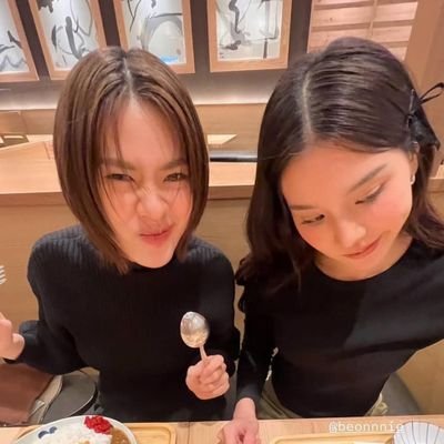 dchwirutrk80219's profile picture. เป็นแฟนคลับพี่เอมี่บอนนี่และน้องเอนี่🥰💐