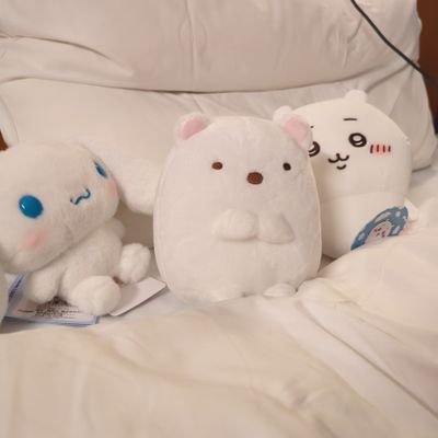 ZDSGh9M84Myr3P8's profile picture. かわいいもの、かっこいいいものが生きがい
メインはアニメとゲーム。時々遠出したり、鉄道トークしたり、たまーに絵を描いてる