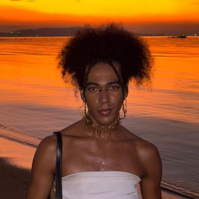@pseudaltonica