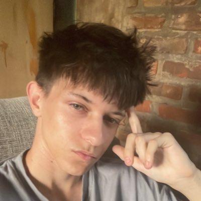 LucasCufre11's profile picture. River, mamá y la justicia social