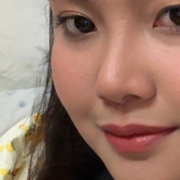 weakshit_af's profile picture. Dear Diary 👩‍💻