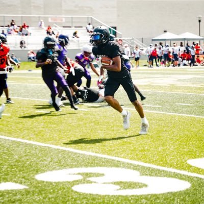 Jayceon Anthony C/O 2027 WR/DB 6’0 180 2.5 gpa EAST TECH High school s1asheronyt@icloud.com