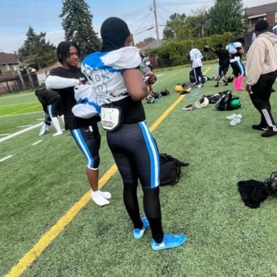 wlow_ab's profile picture. Classof28 Alexander Beam rb & Lb🏀🏈🏃‍♂️ig@wlow_ab 5'7,165 heavy hitter "In GOD we trust" dream University of Michigan, and the big league🙏🏿