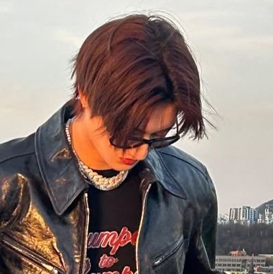 '𝐒𝐨𝐦𝐞𝐭𝐢𝐦𝐞𝐬 𝐢 𝐜𝐚𝐧 𝐟𝐚𝐥𝐥 𝐝𝐨𝐰𝐧, 𝐢'𝐥𝐥 𝐧𝐞𝐯𝐞𝐫 𝐠𝐢𝐯𝐞 𝐮𝐩' - haruto