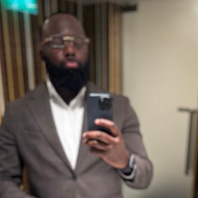 Taylordwayne_'s profile picture. 🇺🇸🇦🇴🇵🇹| Law⚖️👨🏾‍🎓 | Rugby Lover🏈 |Real Estate Investment IG: @taylor_neto_imoveis 🏘🏗👨🏾‍💼🥇| CEO & OWNER OF @td_waves_beard 💈💎💈