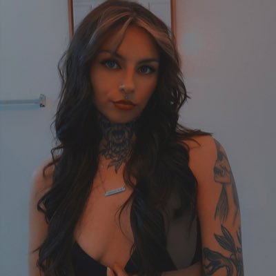 Just be nice, dude | twitch affiliate | professional hoe | DM for requests https://t.co/EL1iAa2CJH