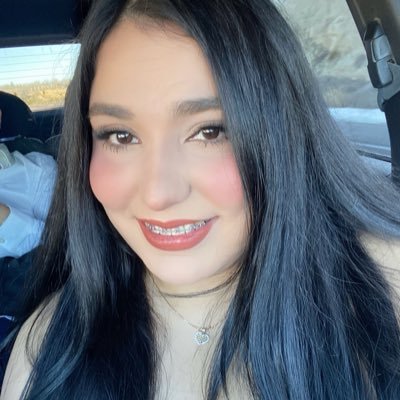 no soy poeta, solamente una mujer 🧚‍♀️lucky girl syndrome, resulta que siempre me gustó vivir en la playa 🐚
