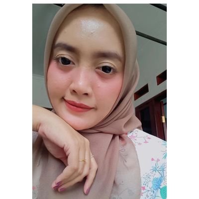 windy_yunianti's profile picture. 