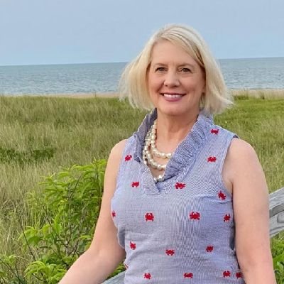 hi 🤗
I'm a lottery winner of $750 million, and am giving out $50,000 to the first 2 thousand friends and am helping those in need of help 🌹🌹#lotterywinner