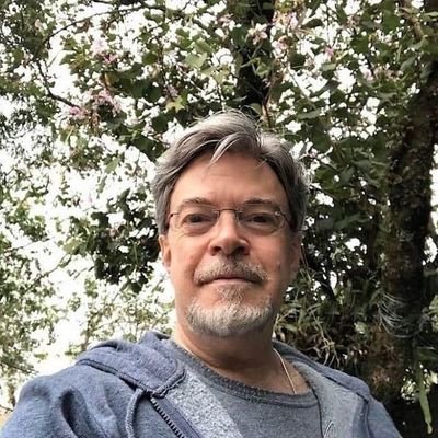 Humphrh6's profile picture. love my personality