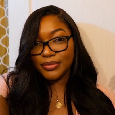 Southern Belle from Brooklyn. 💋 26. Scorpio 🦂. Muva 🎀. Pretty lil nerd. 💕🏳️🌈