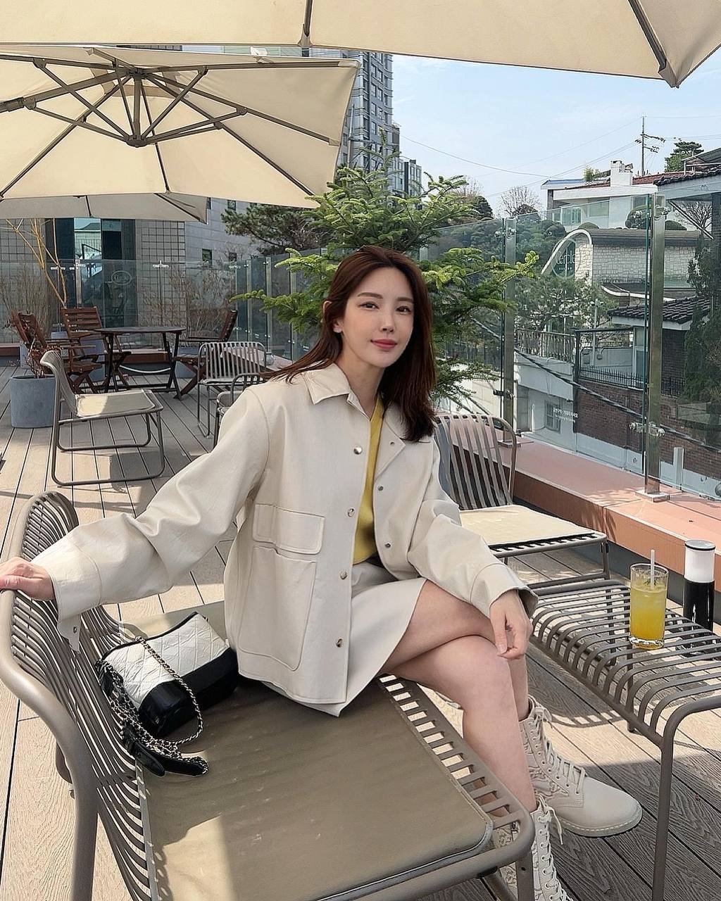 BorerEino67361's profile picture. Hello, are you interested in making friends? I like to communicate with mature men and hope to chat on WhatsApp: