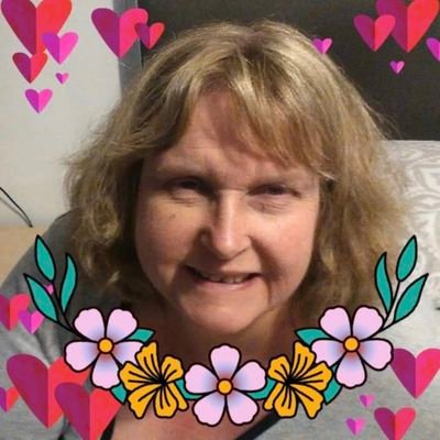 Official page.☆
Digital Creative/
Author
❤️ family and friends.
Interests are books, reading, writing, music, movies,animals, environment, lifestyle, News