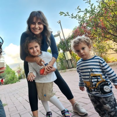 Öykü Arin & Arkadaş Ekim'in Annesi. Bilgisayar Müh. Belgesel sinemacı. https://t.co/RWCOzdBebA https://t.co/cetNJO7pje 👉https://t.co/L8q4je5QeI