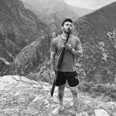 pari72840's profile picture. اگه به تهش رسیدی سعی کن خودخواه باشی...